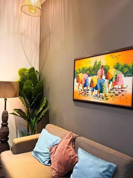 Apartment Cozy & Spacious 2Br Penthouse In Makati Manila
