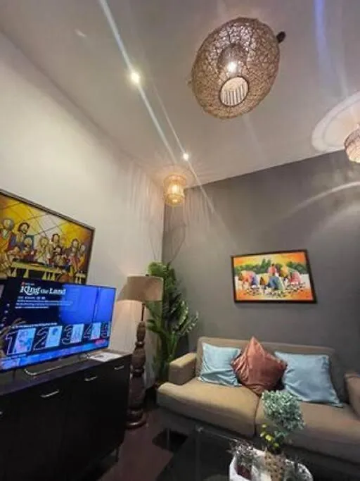 Cozy & Spacious 2Br Penthouse In Makati مانيلا شقة