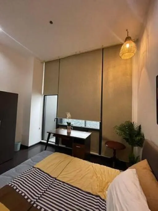 Cozy & Spacious 2Br Penthouse In Makati Manila Philippines